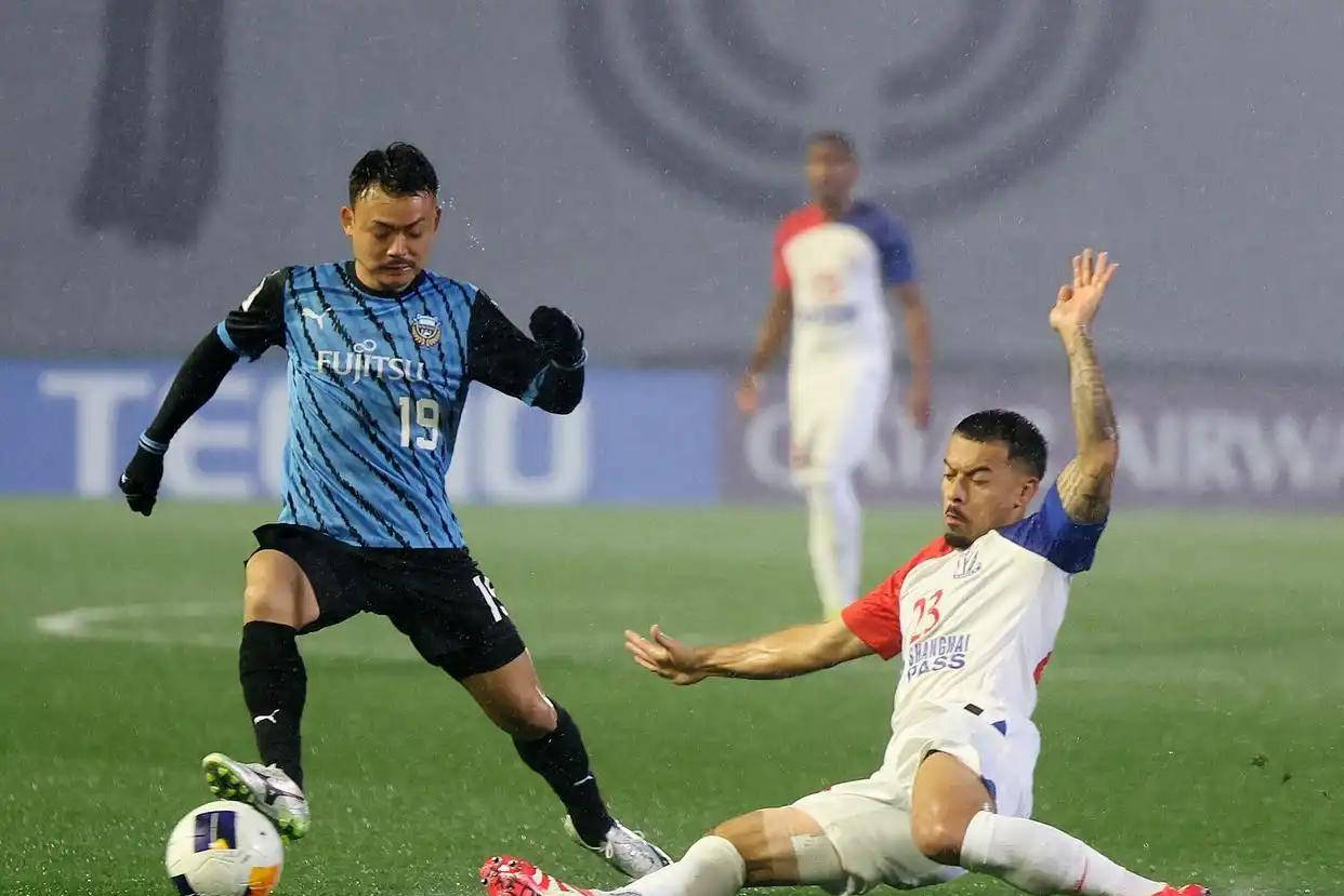  亚冠赛程吃紧，上海久事加时末段遗憾出局，底气十足，资深球员宣示担当